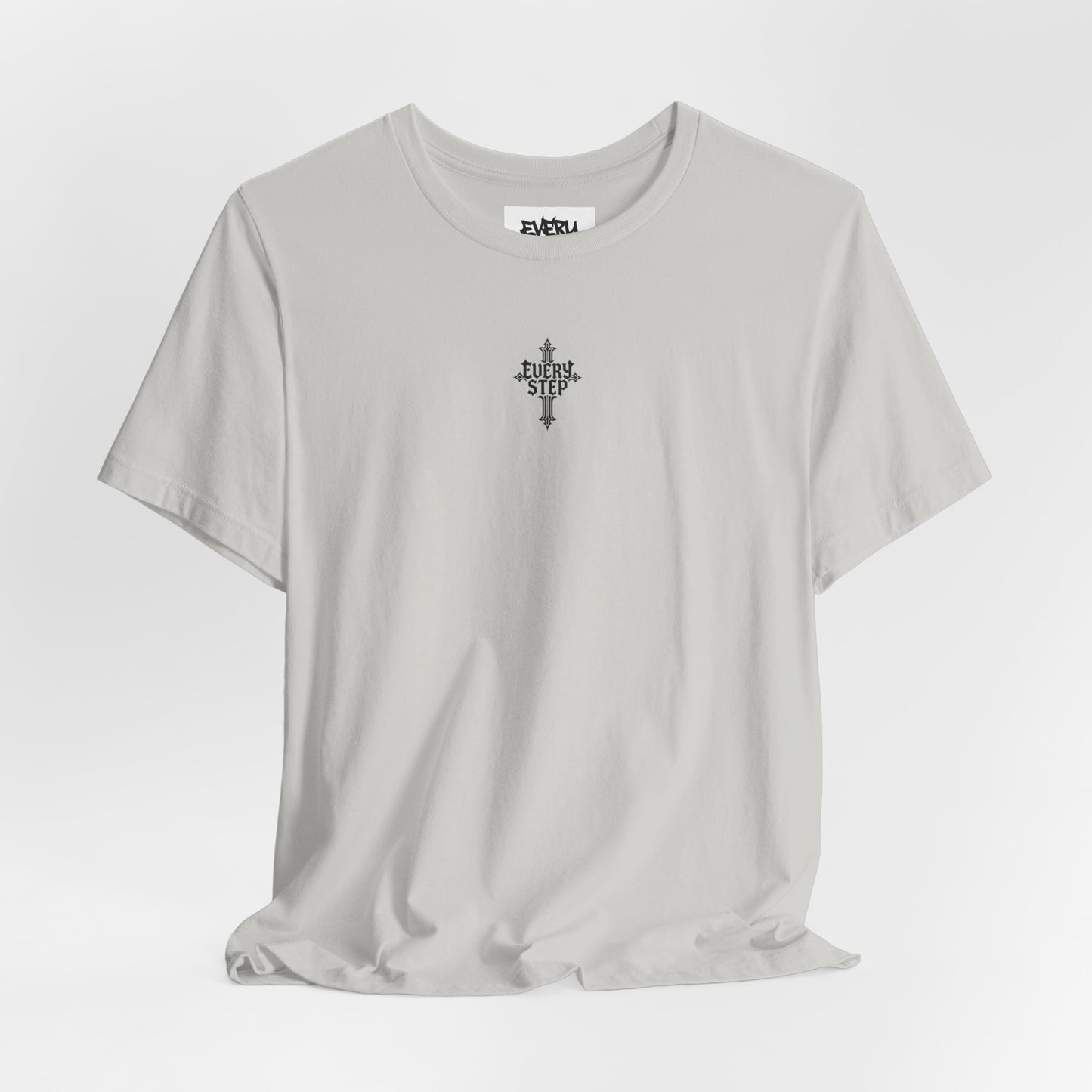 T-shirt graphique croix gothique - Every Step, T-shirt unisexe, haut streetwear, tenue de festival, cadeau unique pour lui/elle