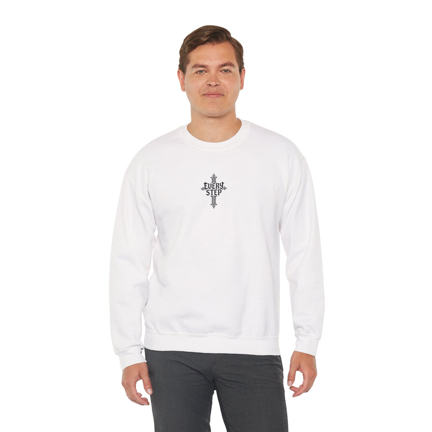 Sweat-shirt unisexe Every Step à col rond - Cadeau spirituel, vêtement confortable, mode inspirée par la foi, style et confort, idéal au quotidien, cadeau pour elle 